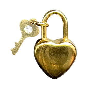 Heart padlock with key