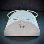 Bow charm Sterling silver bangle