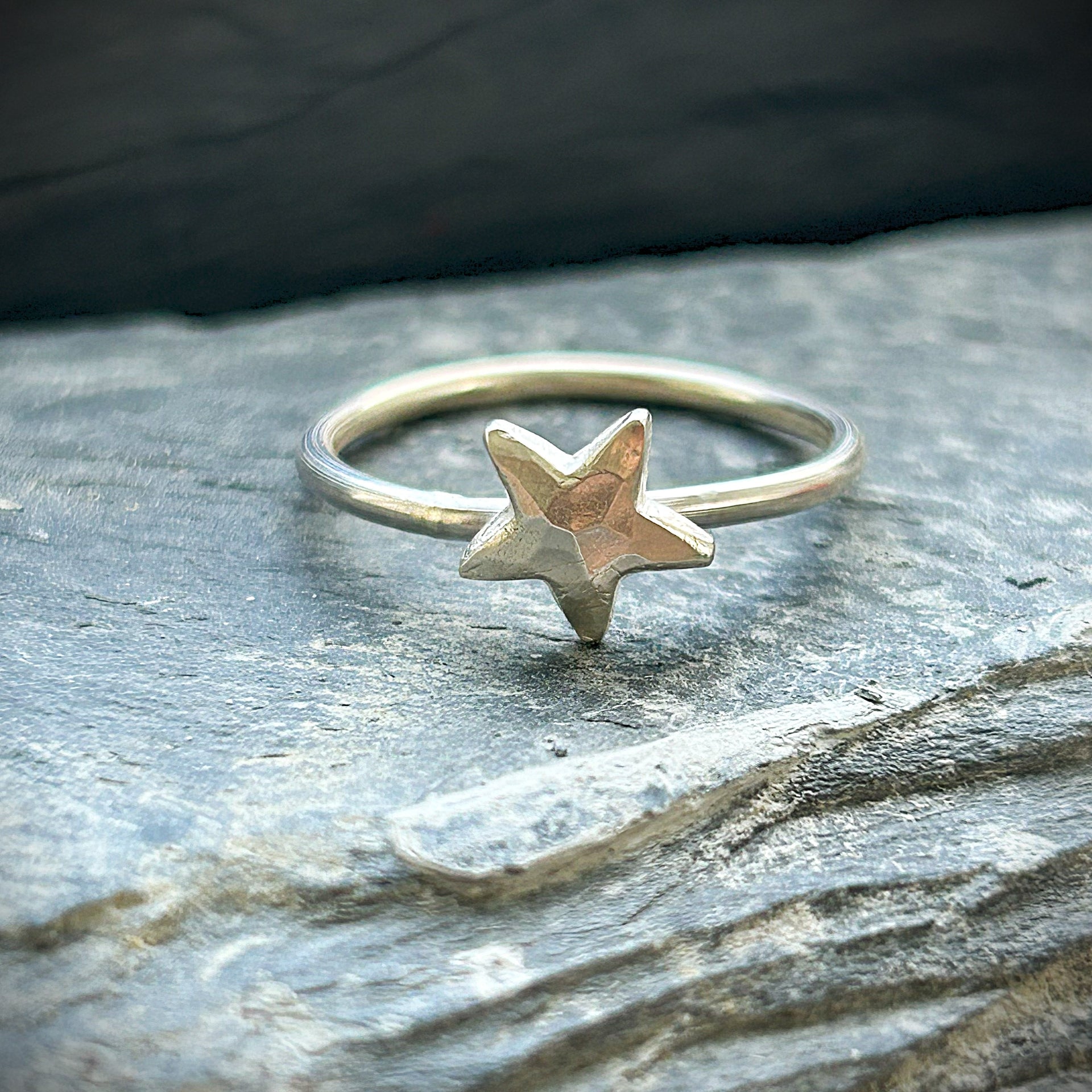 Sophia - Zilveren Moissanite Verlovingsring met Pavé Zijstenen - 2