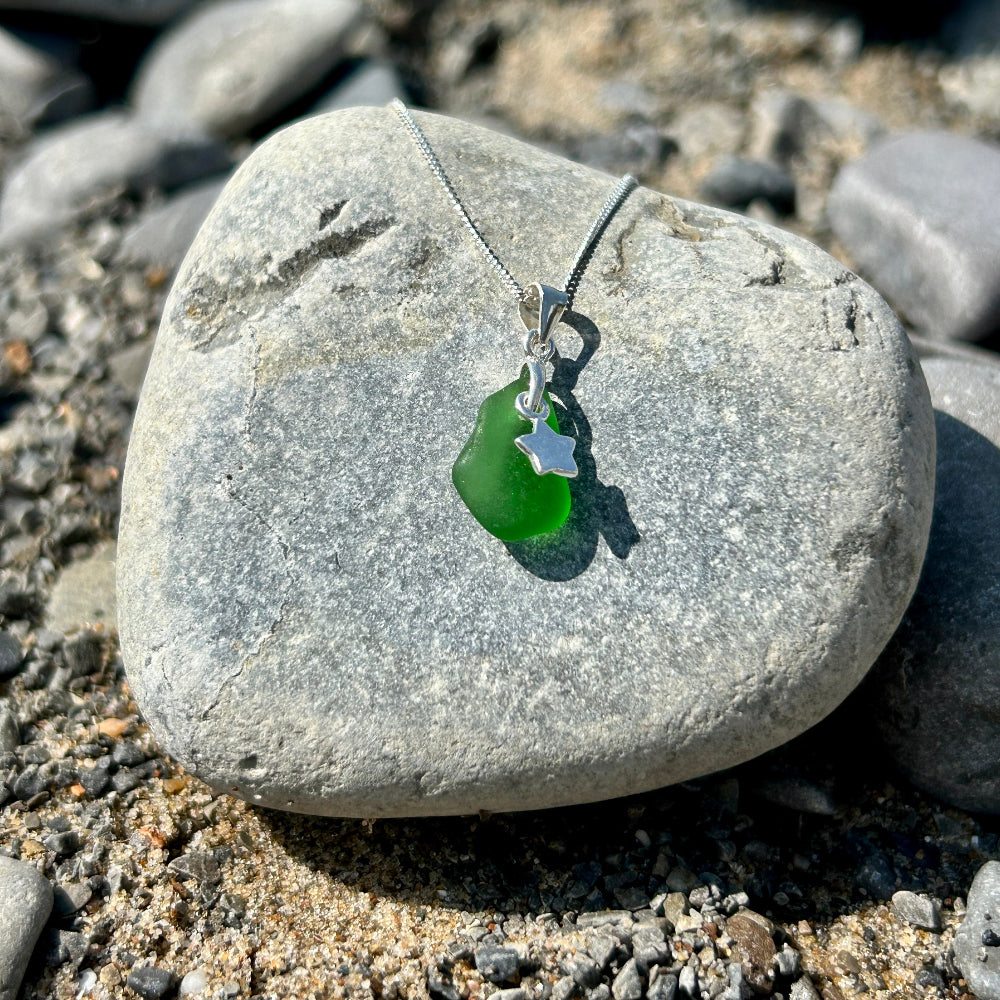 Small sea glass silver necklace Green d