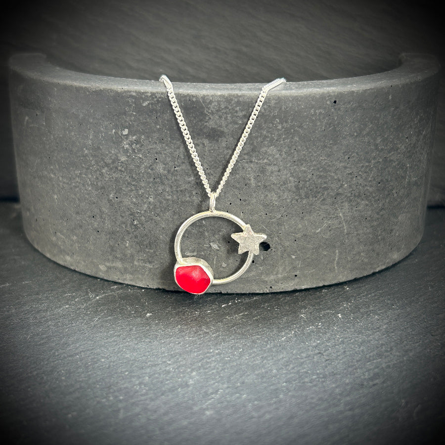 Sterling silver Bright red Seren star necklace